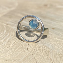 Srebrny pierścionek z kółkiem