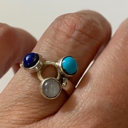 Niebieski pierścionek
