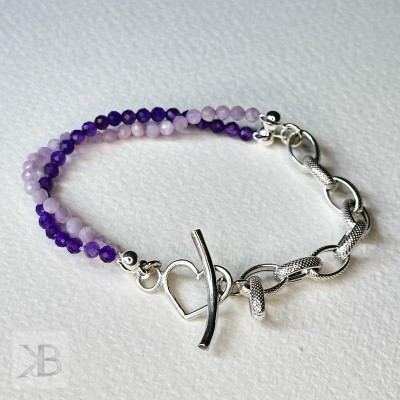 Silver bracelet with amethysts