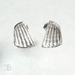 Srebrne sztyfty muszle