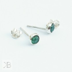 Srebrne sztyfty z zielonym...